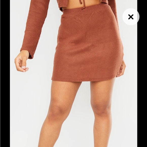 Womens Pretty Little Thing Petite Chocolate Brown Brushed Mini Skirt - Picture 1 of 8